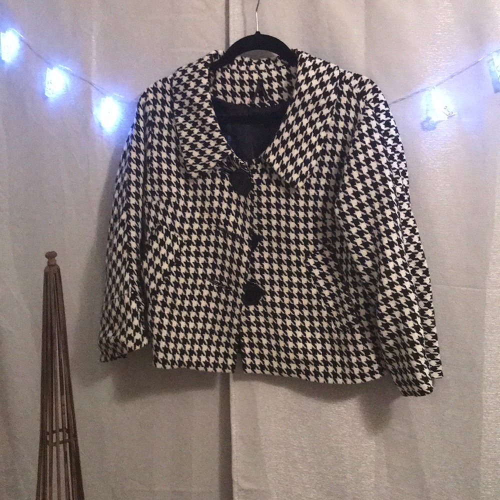 Houndstooth waist jacket
